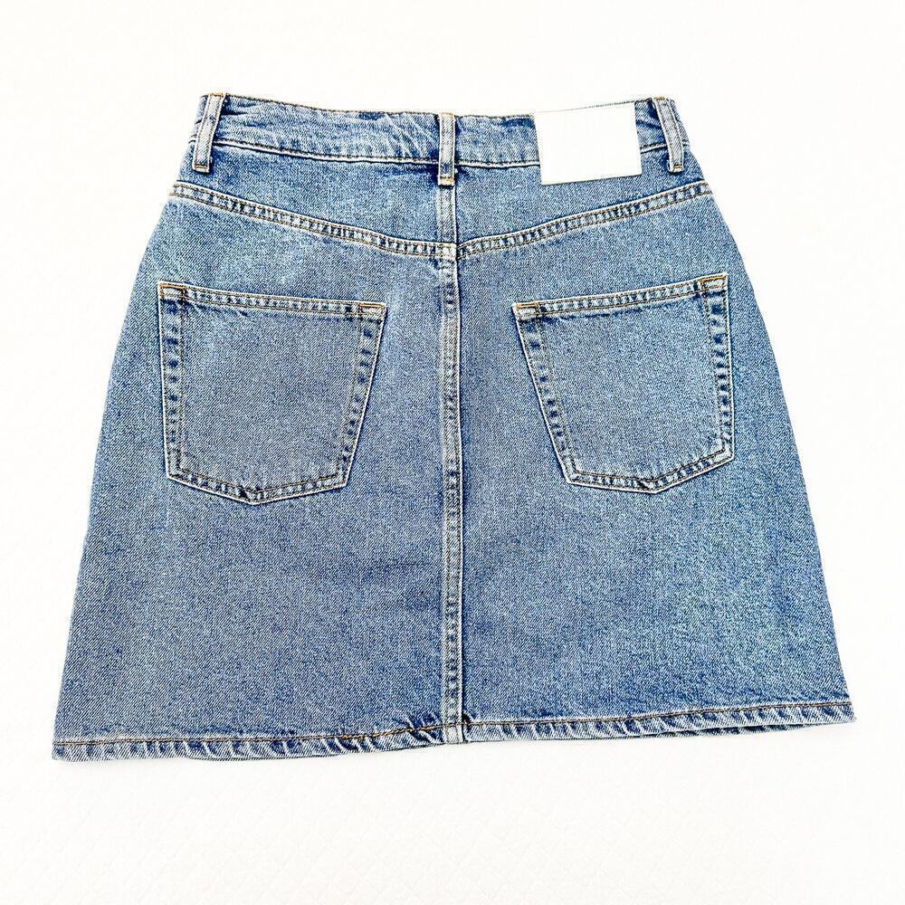 Sandro Paris Denim Pencil Skirt Metallic Silver Coated Front Size 1 / 26 US - Picture 2 of 6